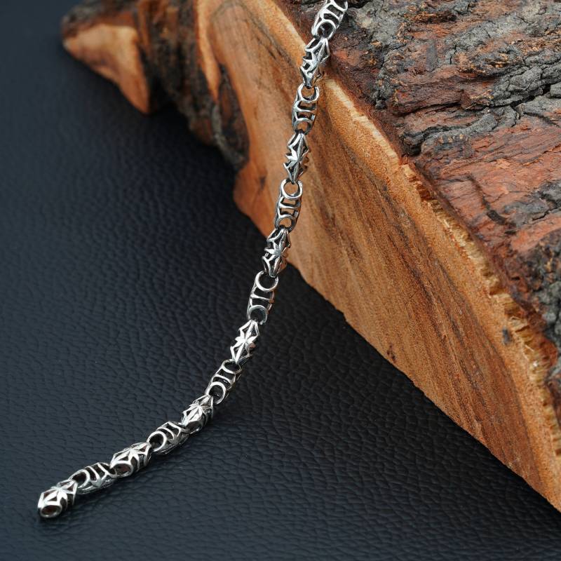 Silberarmband, Einzigartiges Design Armband, Designer Sterling Silber Handgemachtes Armband Mit Modernem Für Sie Und Ihn von KiaraJewellers
