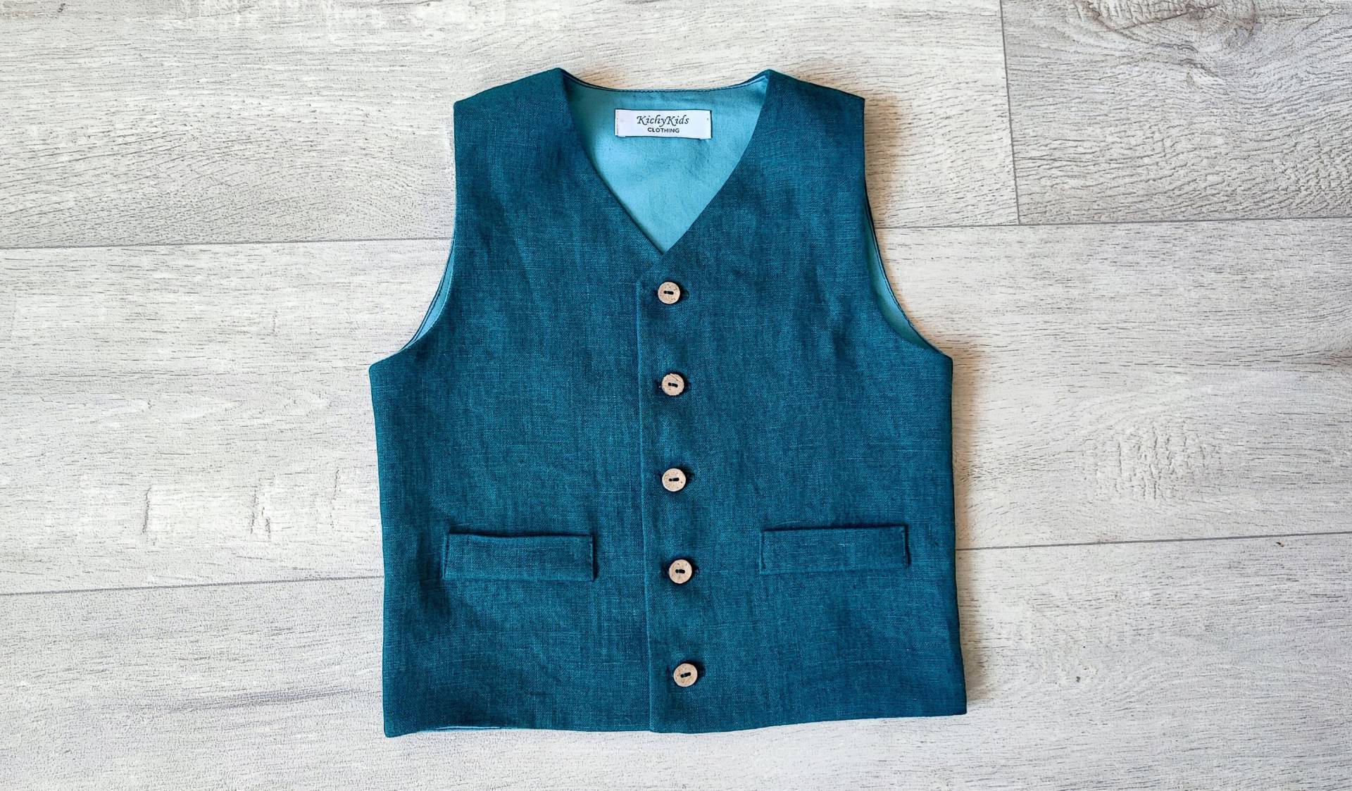 Button-Down-Westen, Formelle Westen, Zwei Dekorative Taschenwesten von KichyKidsClothing