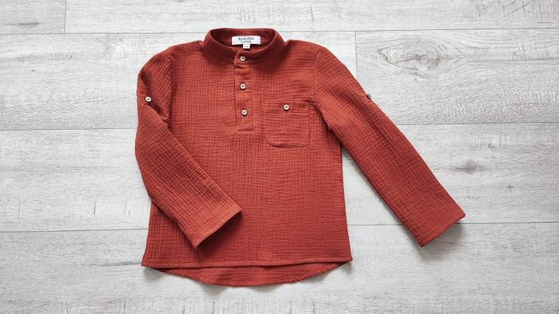 Jungen Musselin Poloshirt, Henley Shirt, Stehkragen von KichyKidsClothing