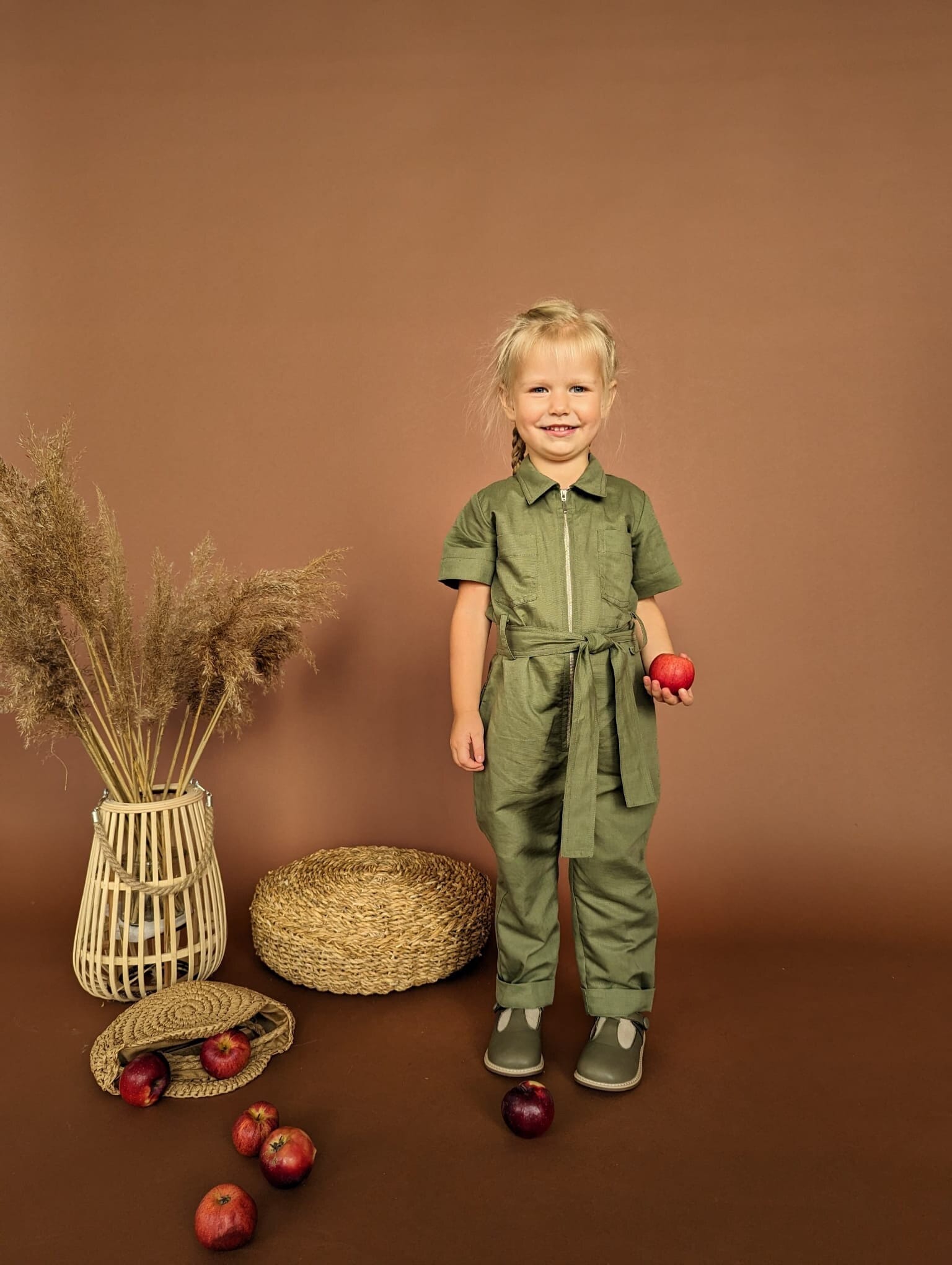 Olivgrüner Overall, Mädchen-Overall, Leinen-Latzhose, Viele Farben, Haremshose, Overall Für Kinder von KichyKidsClothing