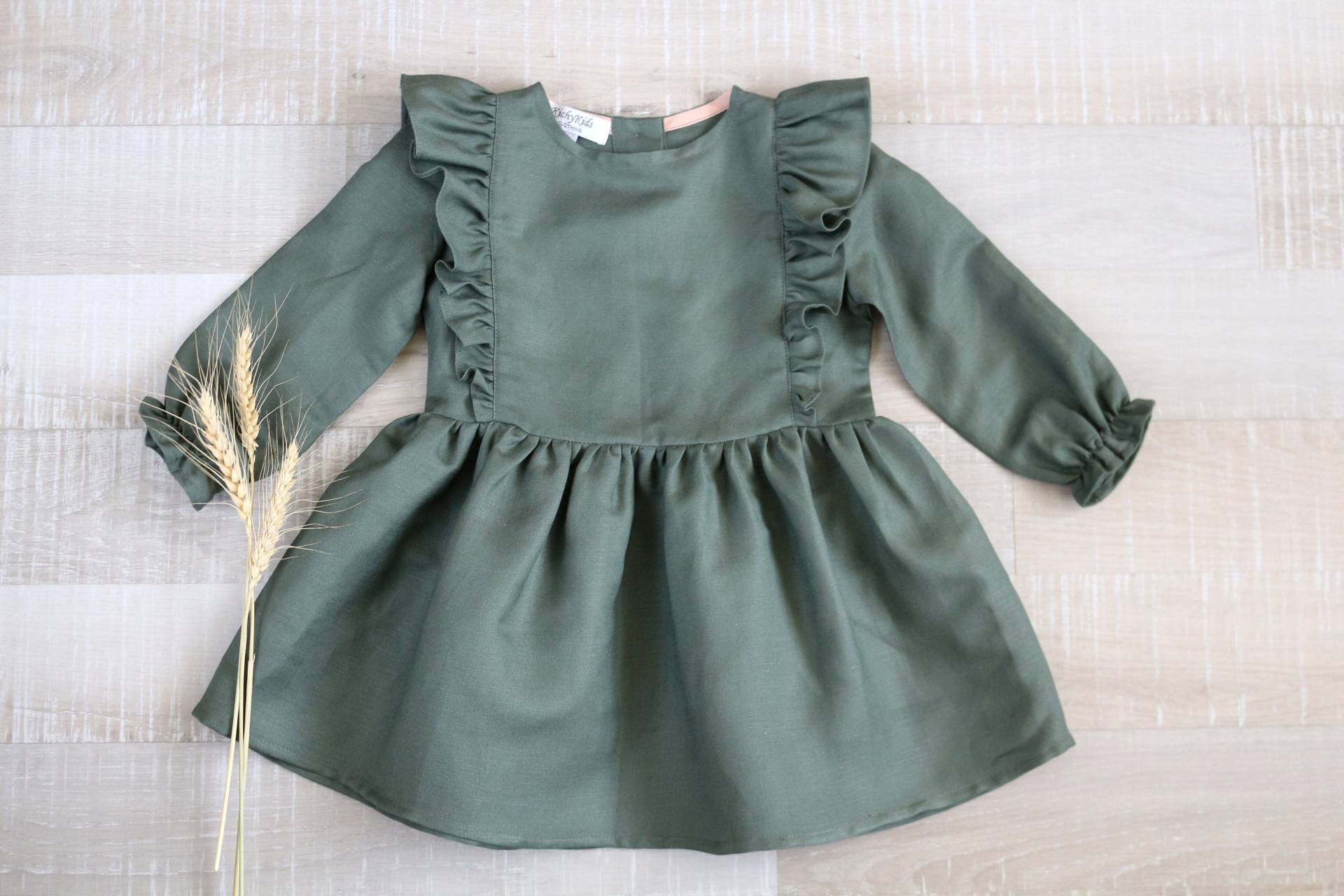 Mädchen Salbei Grüne Kleider, Rüschen Baby Kleid, Ärmel Kleider von KichyKidsClothing