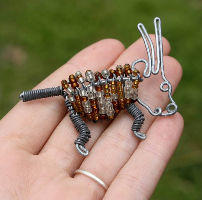 Jackalope Brosche Perlen Draht Westlichen Tier Geformt Epin Gewickelt Perle Südwestlichen Schmuck Armadillo Gebogen Metall Niedlich Handgemachte Jackalope Brosche Perlen Draht Westlichen Tier Geformt Epin Gewickelt Perle Südwestlichen Schmuck Armadillo Gebogen Metall Niedlich Handgemachte von KickassHeirlooms