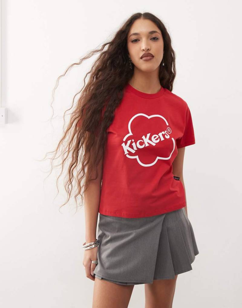 Kickers - Knapp geschnittenes T-Shirt in Rot mit Kickers-Logo in Stil der 90er von Kickers