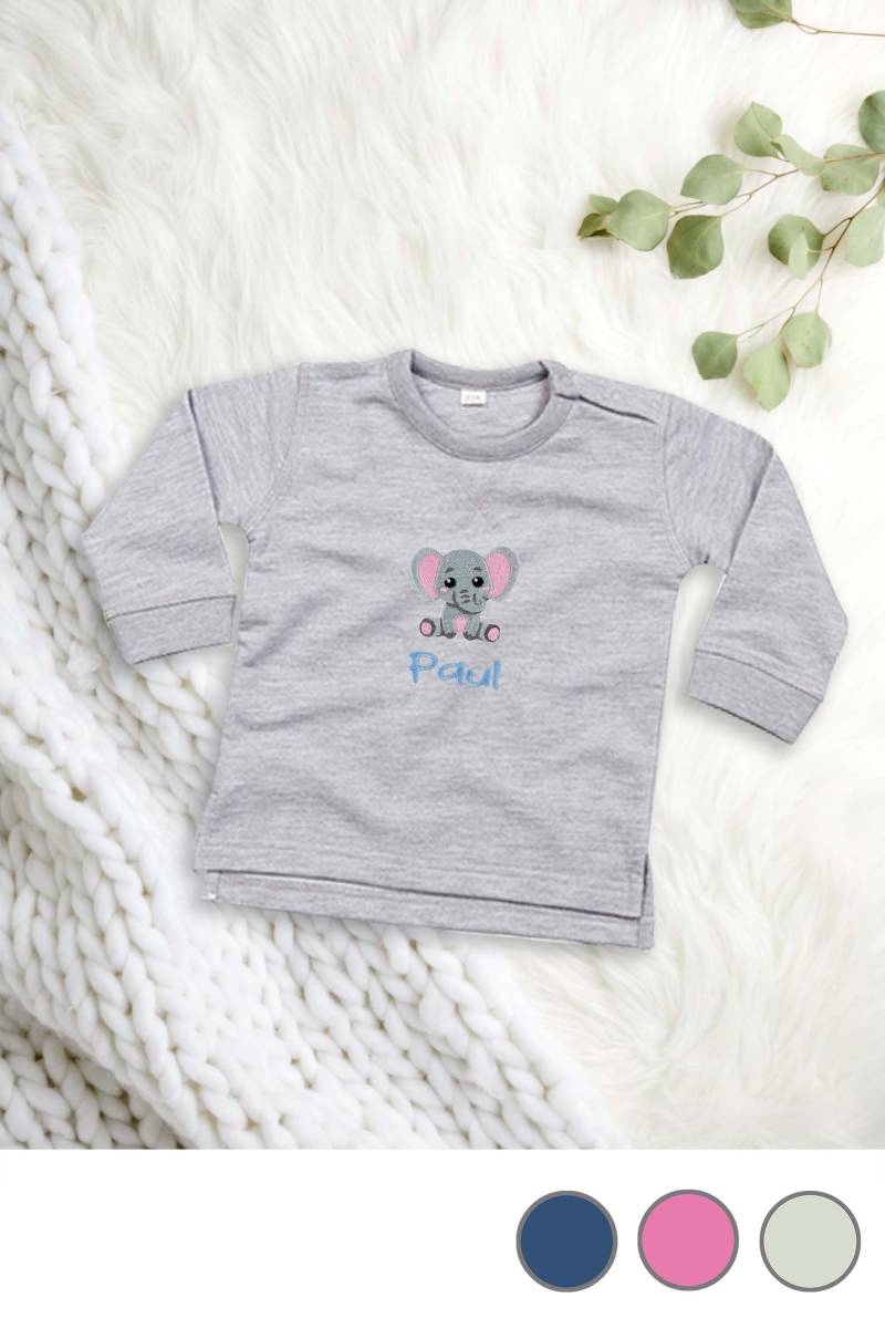 Baby Sweatshirt Aus Bio-Baumwolle Bestickt Mit Elefant Und Wunschtext von KiddiezDE