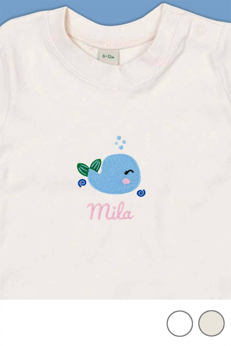 Baby T-Shirt Aus Veganer Bio-Baumwolle Bestickt Mit Wal Und Wunschtext von KiddiezDE