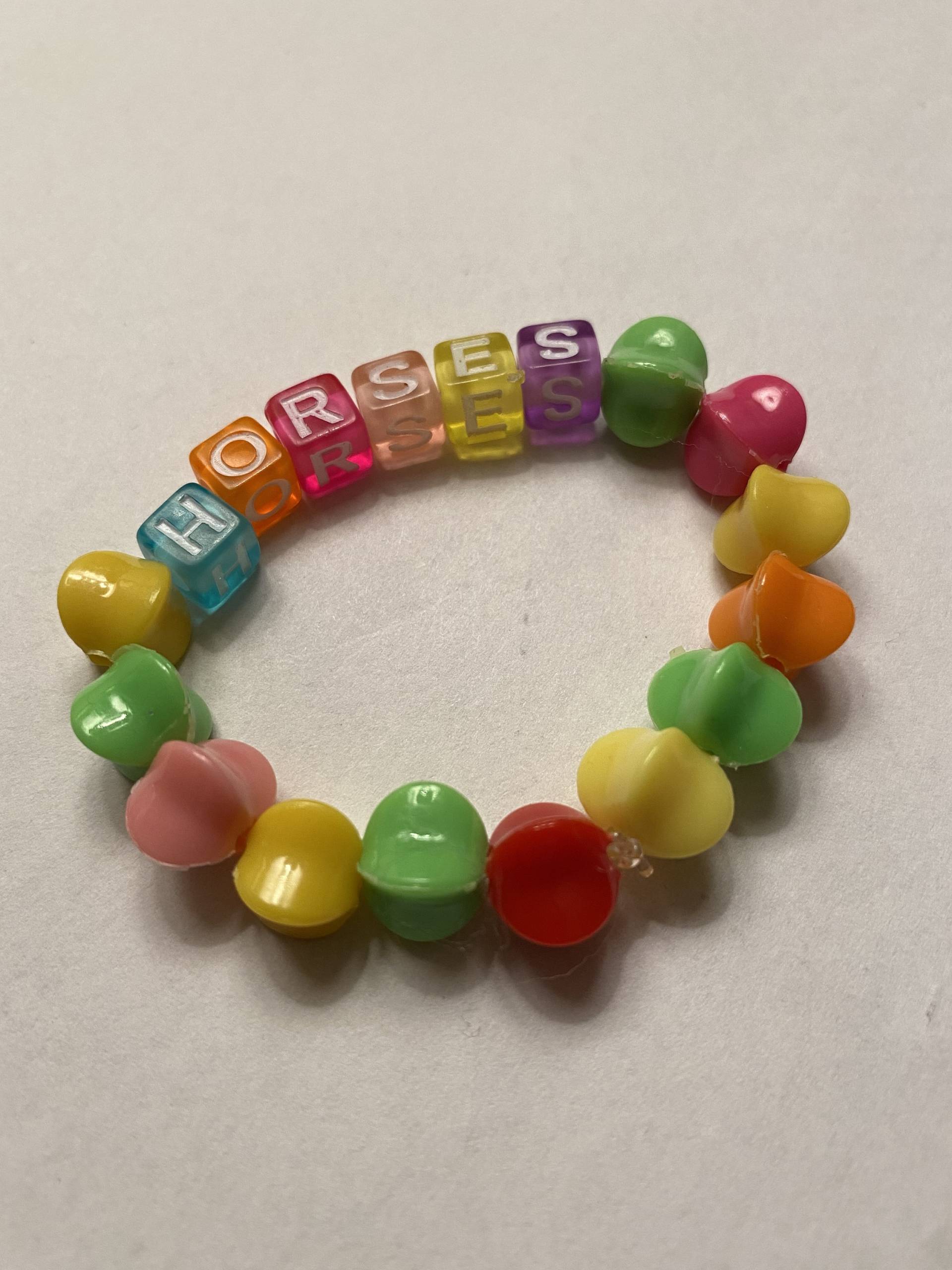 Buchstabenarmband Bunt Buchstabenarmband Bunt von KidsKunst