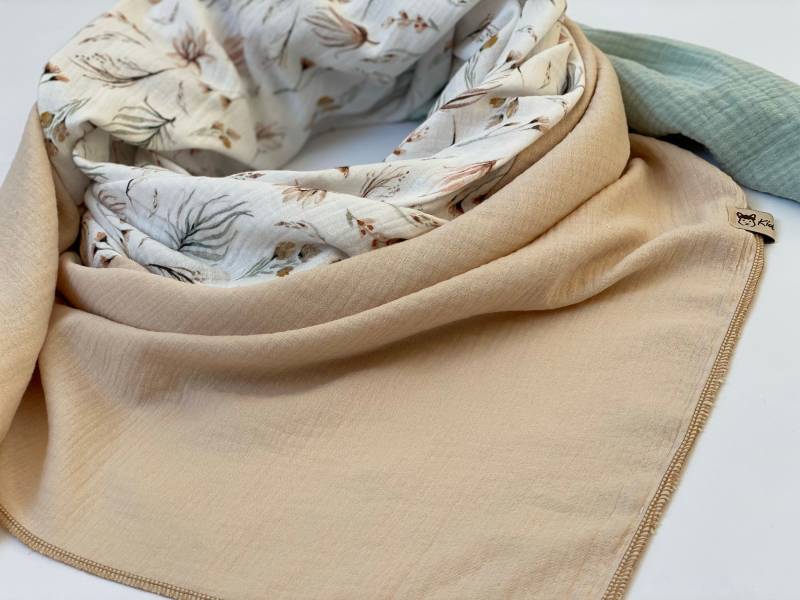 Musselintuch Xxl, Musselinschal, Damen in Tricolor Bio Musselin von KidsandSweets
