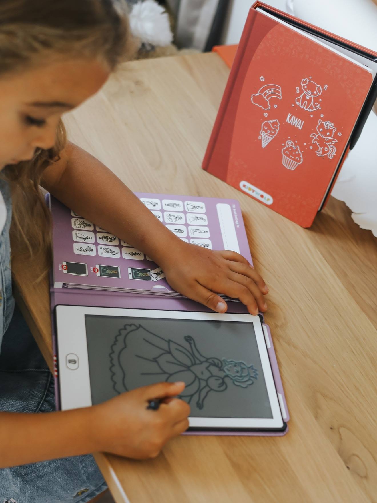 Digitales Kinder Malbuch Kidydraw Mini KIDYWOLF Digitales Kinder Malbuch Kidydraw Mini KIDYWOLF von Kidywolf