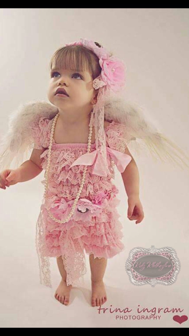 Rosa Spitzenkleid Enthält Perlenkette Schärpe Stirnband Foto Prop Kuchen Zerschlagen Outfit Geburtstag Ostern von KidzKlothezline