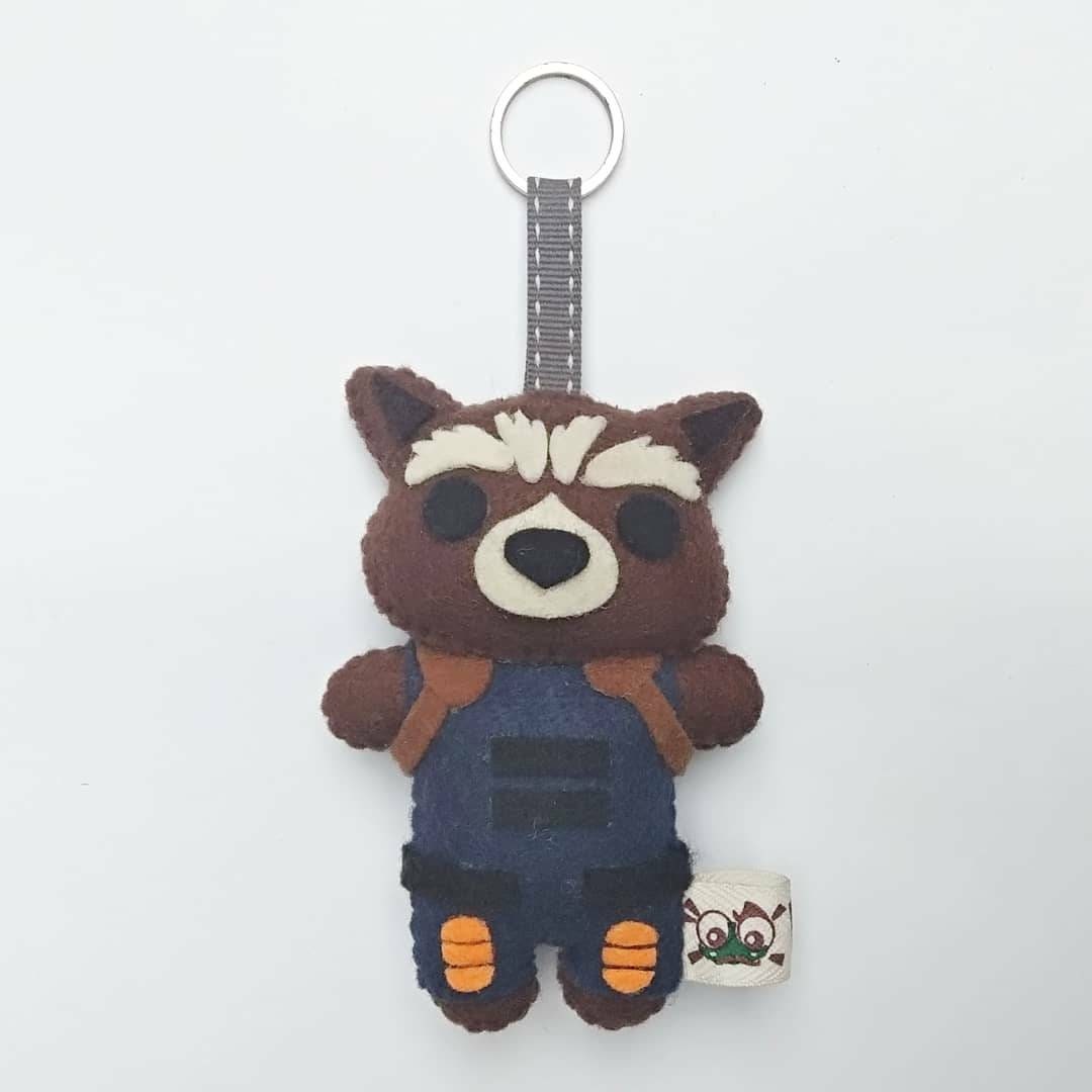 Rocket Waschbär Filz Schlüsselanhänger Rocket Waschbär Filz Schlüsselanhänger von KidzoCraft