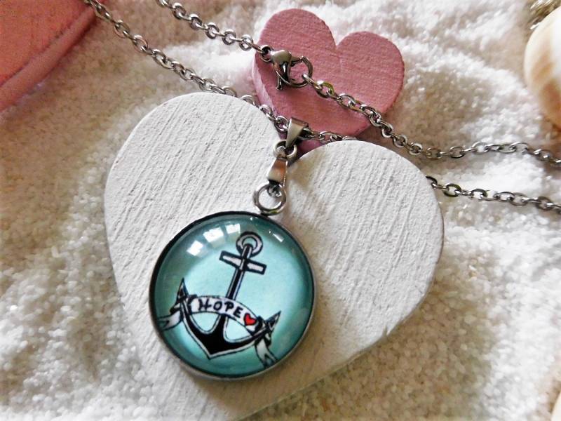 Anker Halskette Hope, 304 Edelstahl, Cabochon Kette Mit Ankermotiv in Hellblau, 45 cm Verlängerungskette, Maritim Schmuck Anker Halskette Hope, 304 Edelstahl, Cabochon Kette Mit Ankermotiv in Hellblau, 45 cm Verlängerungskette, Maritim Schmuck von KielerArt