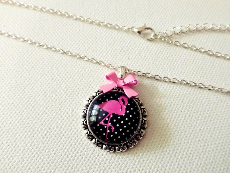 Cabochon Kette Mit Pink Flamingo Und Rosa Schleife Im Rockabilly Look von KielerArt