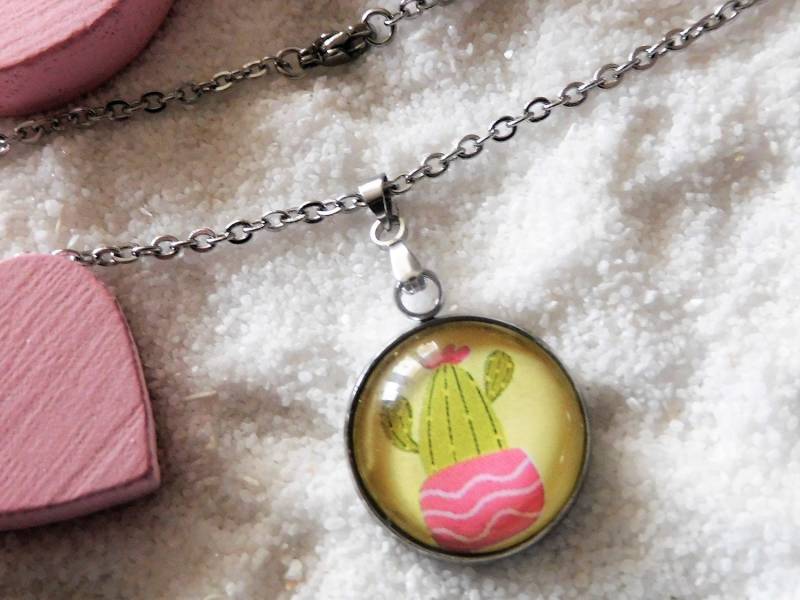 Halskette Mit Kaktus Motiv, 304 Edelstahl, Cabochon Kette, 45 cm, Mexiko Schmuck, Texas Kakteen Halskette Mit Kaktus Motiv, 304 Edelstahl, Cabochon Kette, 45 cm, Mexiko Schmuck, Texas Kakteen von KielerArt