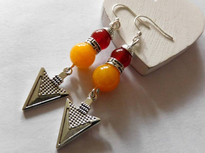 Jade Und Karneol Perlen Ohrringe Mit Pfeilspitzen Anhänger, 6 cm Länge, An Silberfarbenen 304 Edelstahl Ohrhaken von KielerArt