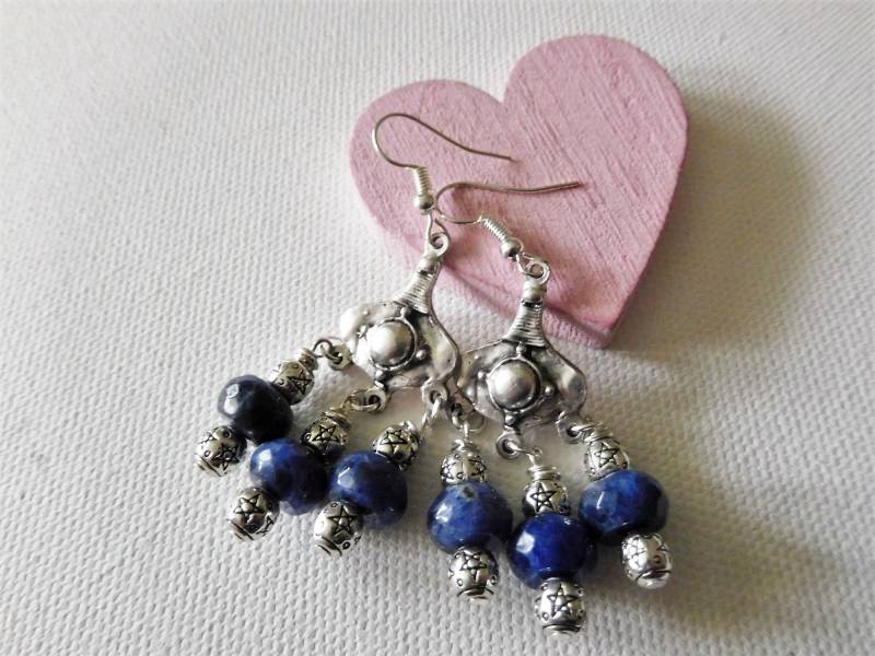 Tolle Sodalith Ohrringe, Versilberte Halbedelstein Chandelier Ohrhänger, Perlenschmuck, Blaue Perlen Tolle Sodalith Ohrringe, Versilberte Halbedelstein Chandelier Ohrhänger, Perlenschmuck, Blaue Perlen von KielerArt