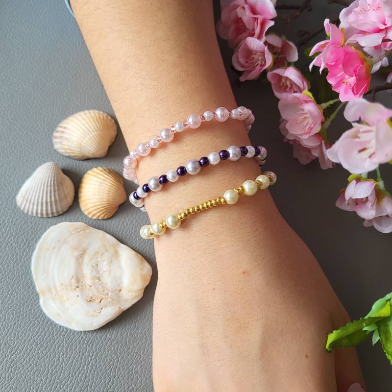 Armband Perlen Bunt Einfarbig Elastisch Besonders Kleine Sommer Armband Perlen Bunt Einfarbig Elastisch Besonders Kleine Sommer von Kieseldesign