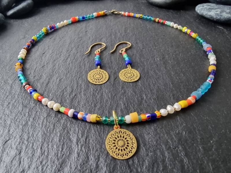 Set - Halskette Mit Passenden Ohrhängern "Primavera" Set - Halskette Mit Passenden Ohrhängern "Primavera" von Kieselschmuck