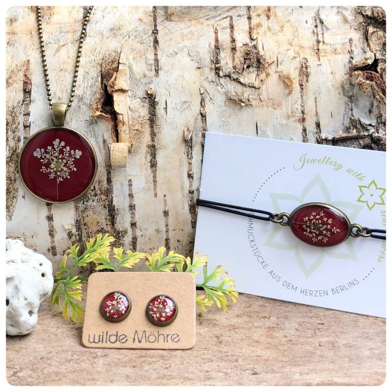 Weinrotes 3-Teiliges Schmuckset | Echte Wilde Möhre Blüten Halskette + Armband Ohrstecker Bronzefarben Geschenkset Von Herzen von Kiezelfen