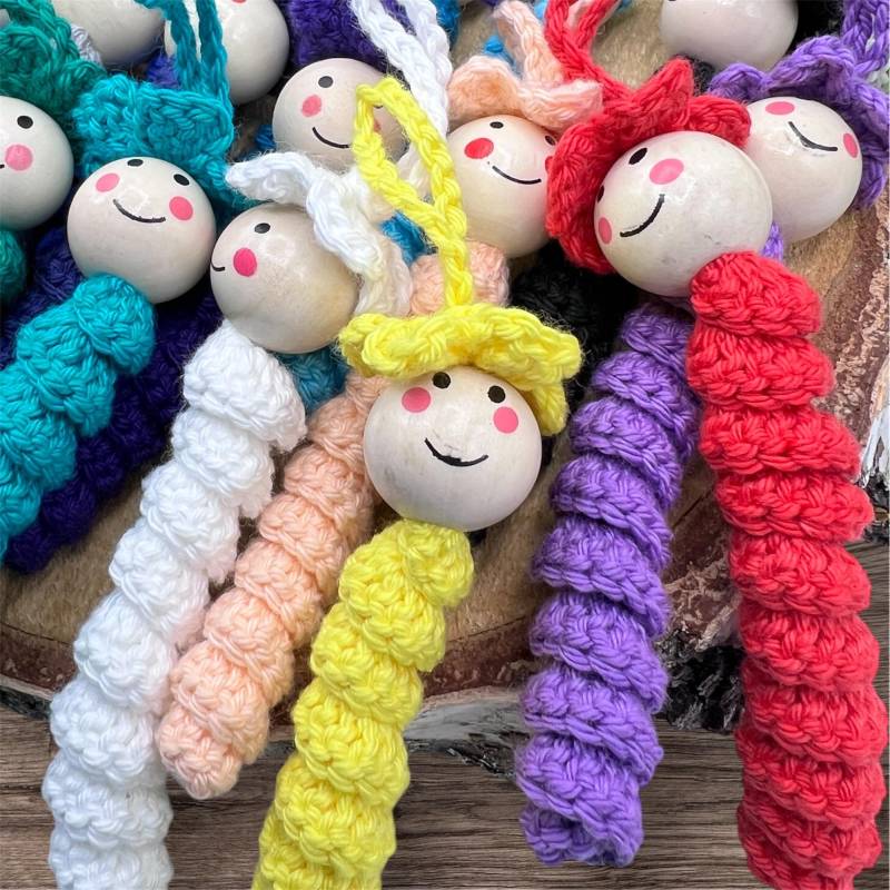 Uni-Farbende Glückswürmchen/Sorgenwürmchen Häkelwürmchen Talisman Schlüsselanhänger Weihnachtswürmchen Wichtelgeschenk von KimKalvin