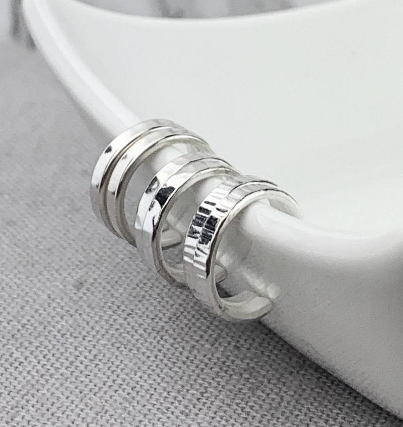Kleine Creolen | Sterling Silber Huggie Ohrringe Minimalistisch Kleine Creolen | Sterling Silber Huggie Ohrringe Minimalistisch von KimRyanJewellery