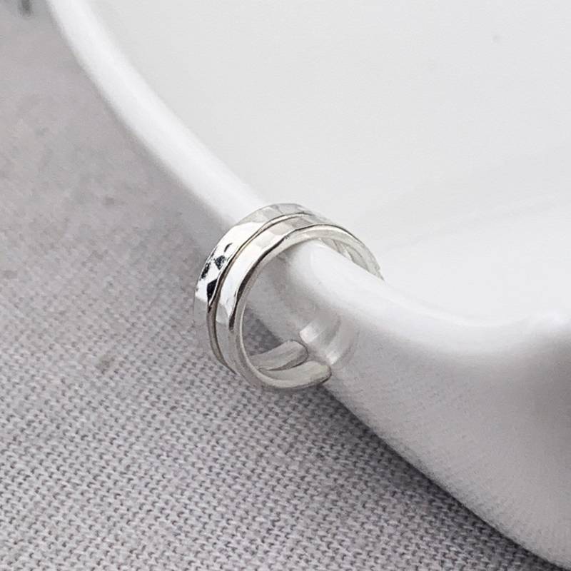 Kleine Silberne Creolen | Sterling Silber Ohrringe Huggie Gehämmert Kleine Silberne Creolen | Sterling Silber Ohrringe Huggie Gehämmert von KimRyanJewellery