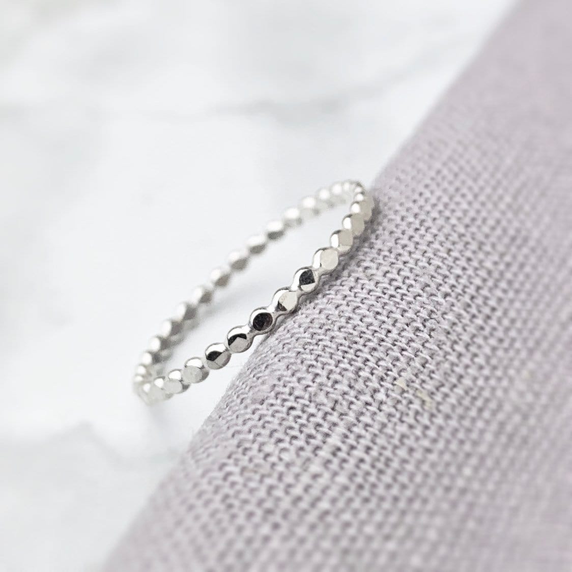 Stapelring Silber | Gehämmert Ring Zarte Minimalist Zierlicher Silberring Skinny Stapel Ringe Schmuck von KimRyanJewellery