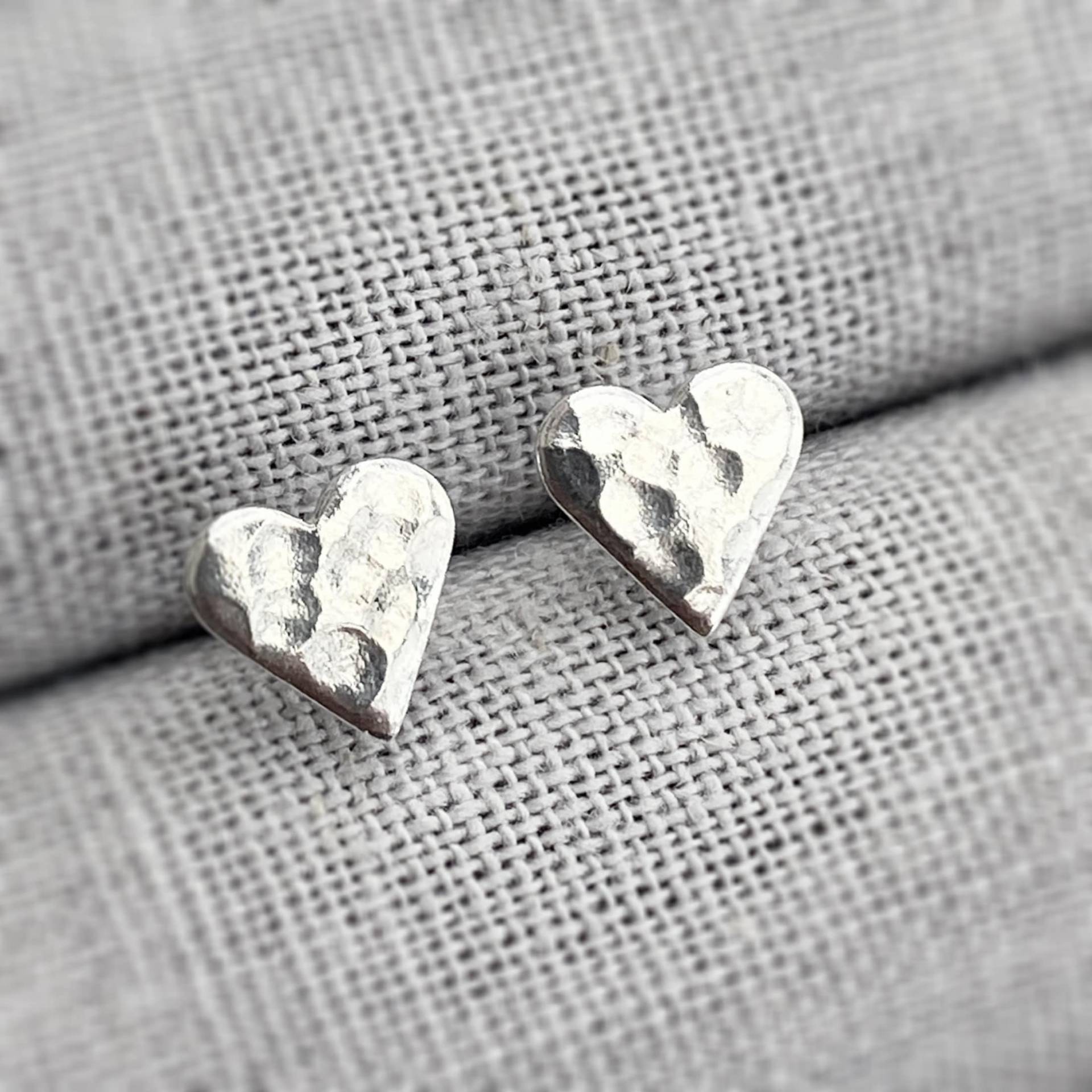 sterling Silber Herz Ohrringe | Ohrstecker von KimRyanJewellery