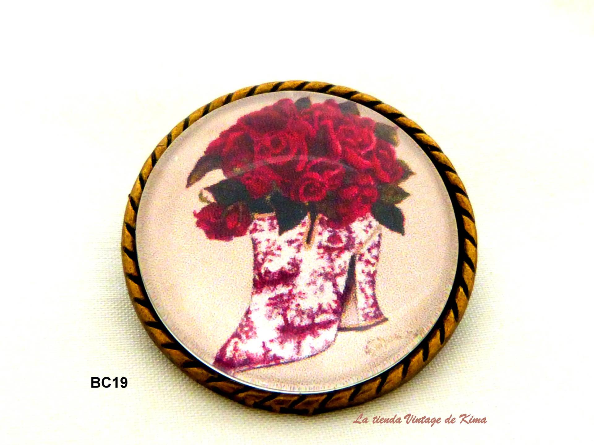 Vintage Cameo Brooch Ref.18 von KimaHandmade