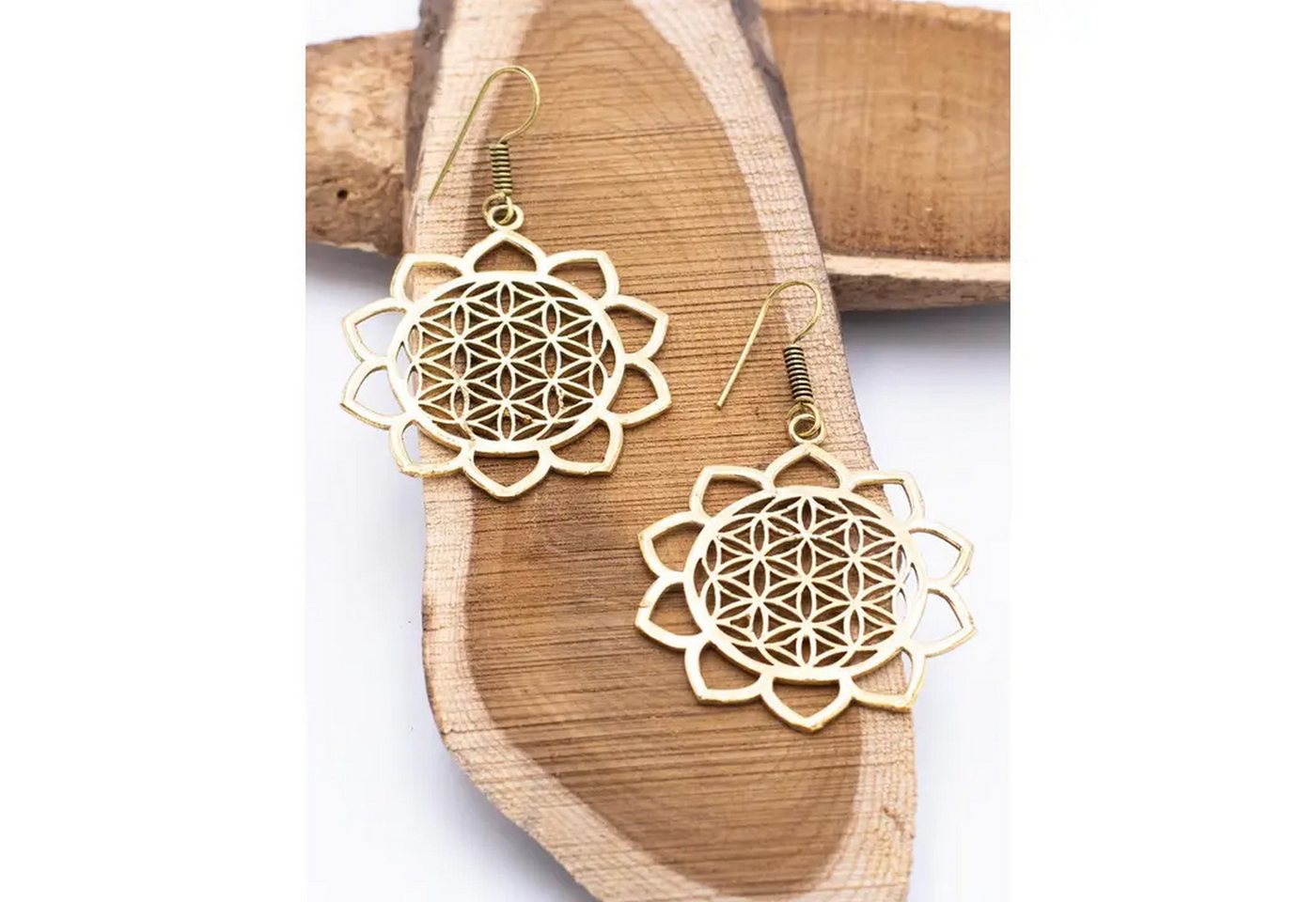 Kimago Look Ohrhänger-Set Handgefertigte Ohrringe, Goldfarbene Damenohrringe Mandala (2-tlg), Handgefertigte Ohrringe von Kimago Look