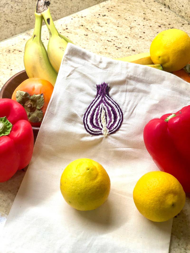 Hand Bestickt Wiederverwendbare Produce Bag - Rote Zwiebel Hand Bestickt Wiederverwendbare Produce Bag - Rote Zwiebel von KimbaMartini
