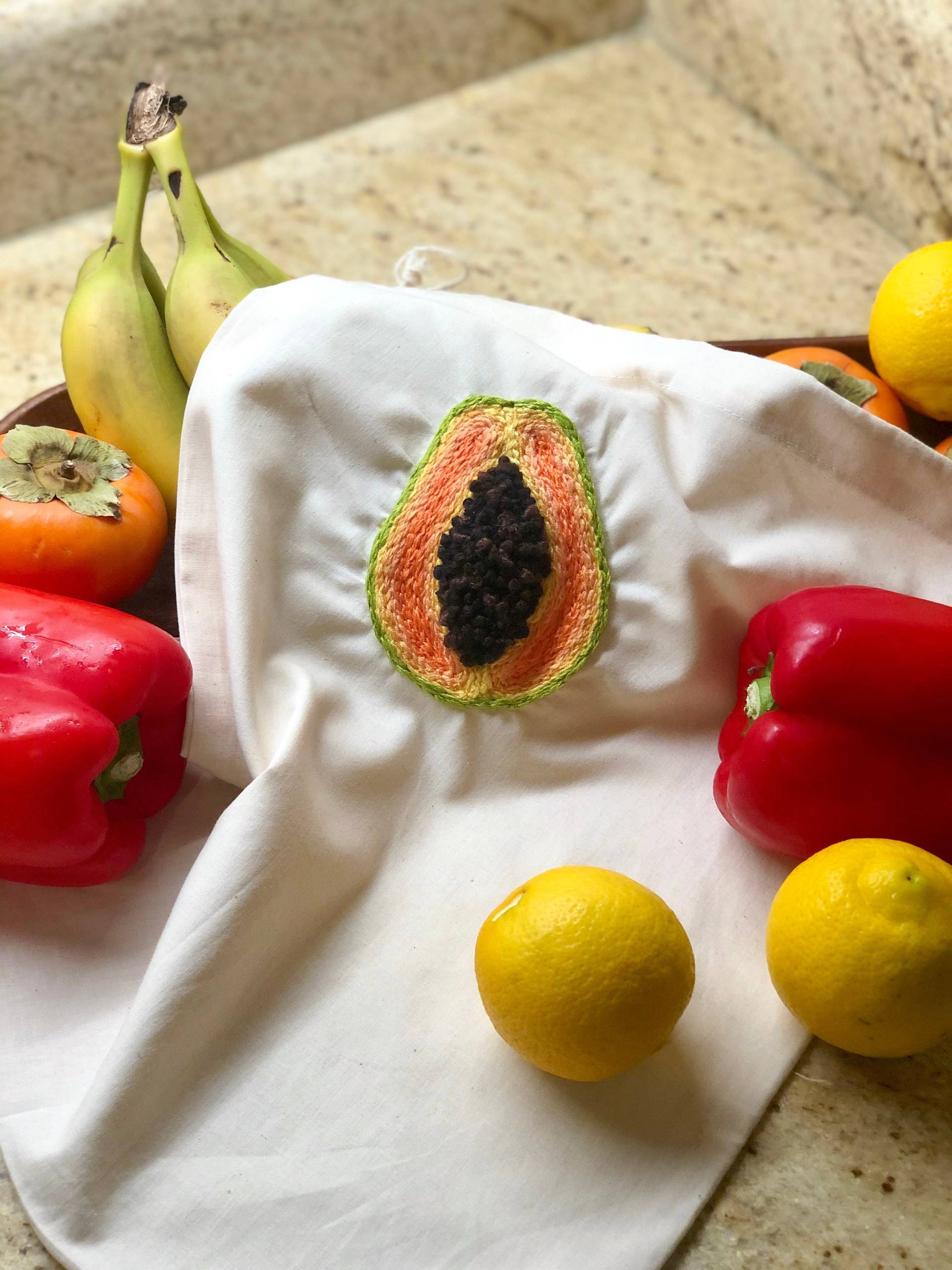 Hand Bestickt Wiederverwendbare Produzieren Tasche - Papaya von KimbaMartini