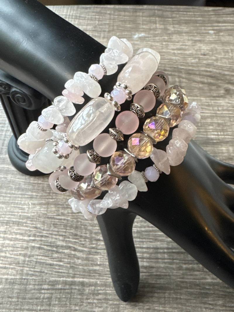 Rosenquarz Stein Chip Memory Draht Armband Rosenquarz Stein Chip Memory Draht Armband von KimberleysDesigns