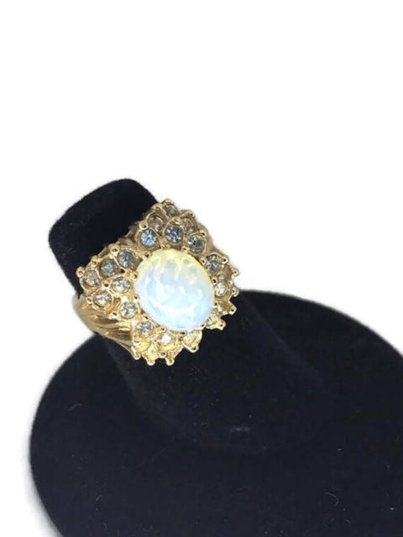 Immobilien 1970Er Stil 18K Gold Galvani Firepin Opal Und Cz Ring Immobilien 1970Er Stil 18K Gold Galvani Firepin Opal Und Cz Ring von KimberlyVintageGoods