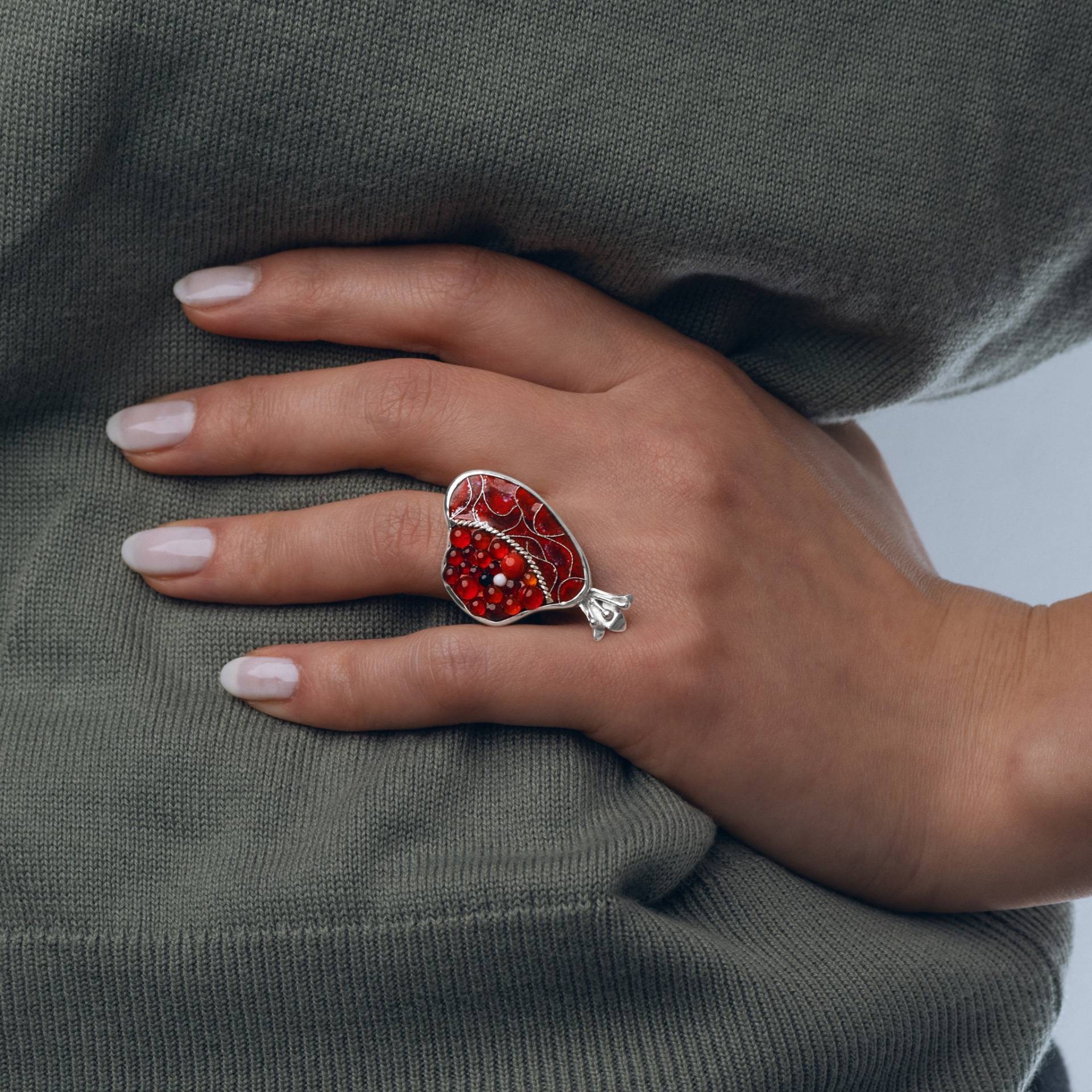 Sterling Silber Granatapfel Statement Ring Mit Cloisonné Emaille, Verstellbare Passform, Geschenkbox Enthalten, Tragbarer Kunstschmuck Sterling Silber Granatapfel Statement Ring Mit Cloisonné Emaille, Verstellbare Passform, Geschenkbox Enthalten, Tragbarer Kunstschmuck von KimiliJewelry
