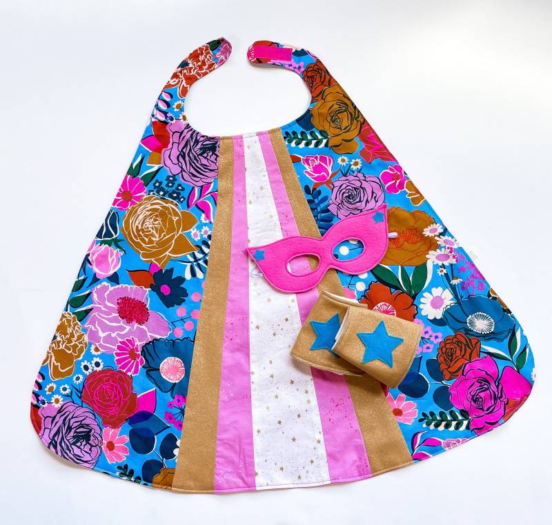 Kinder-Superheld-Umhang, Geschenke Für Kinder Unter 50, Kleinkind-Superheld-Umhang, Personalisierter Superheld-Umhang, Blumen-Superheld von KindKidSquad