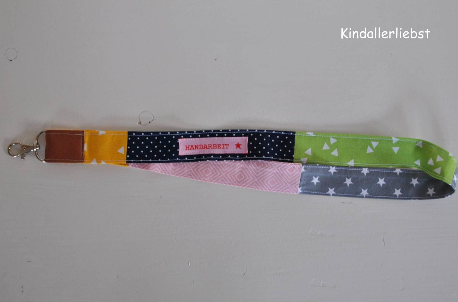 Schlüsselband Patchwork Mit Karabinerhaken von Kindallerliebst