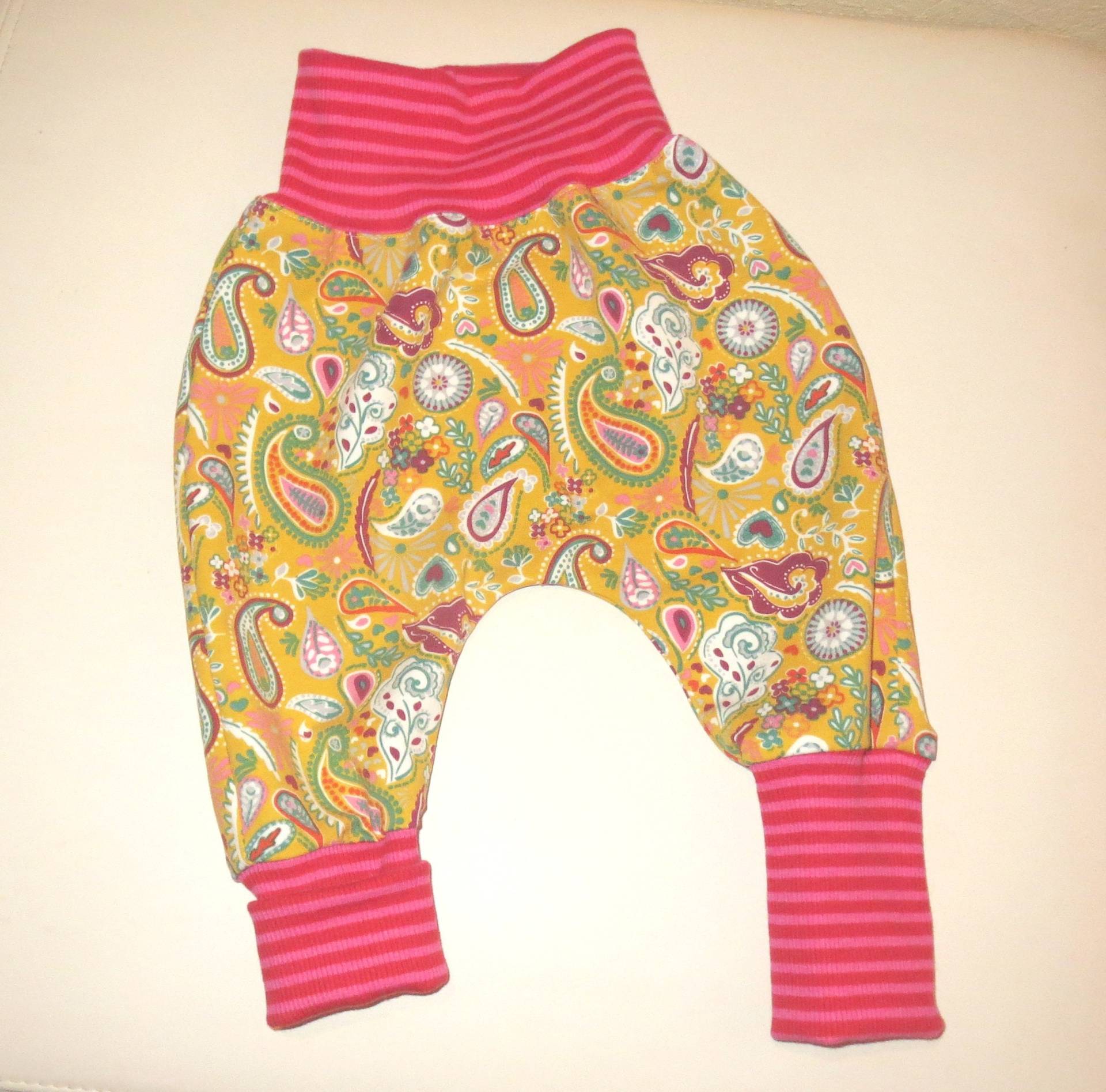 Pumphose - Gute Laune- Gr. 56 Pumphose - Gute Laune- Gr. 56 von KinderkramDE