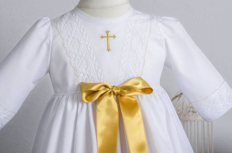 Taufkleid Jona Mit Mütze Und Langen Ärmeln Für Baby Jungen Mädchen, Gr. 56 - 86, Baumwolle, Verzierung Kreuz in Gold, Handarbeit von Kinderlieb