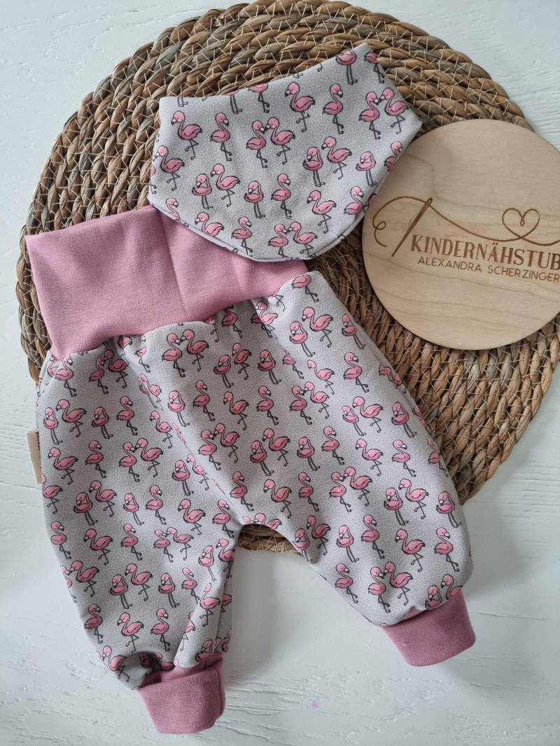 Pumphose Mitwachsend/Halstuch Flamingo Mädchen Altrosa/ Geburtsgeschenk/ Babyhose von Kindernaehstube