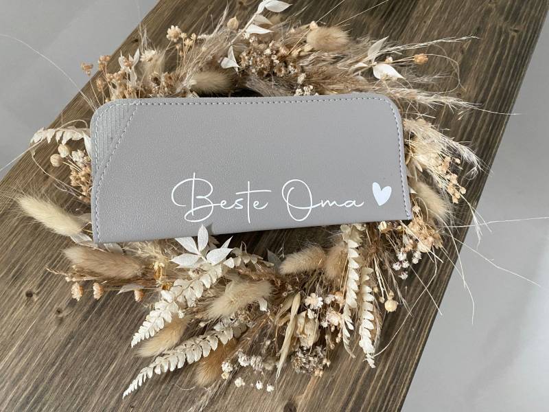 Brillenetui Brillentasche Brillenschutz Aufbewahrung Personalisiert Name Oma Opa Brillenetui Brillentasche Brillenschutz Aufbewahrung Personalisiert Name Oma Opa von KindertraumShop
