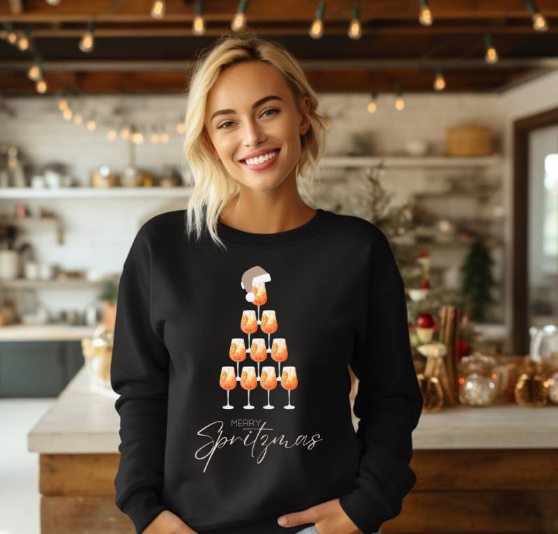Weihnachts Pulli | Aperol Spritz Merry Spritzmas Weihnachtsfeier Lustiger Weihnachtspulli Party Christmas Sweater Frauen Männer von Kindofglueck