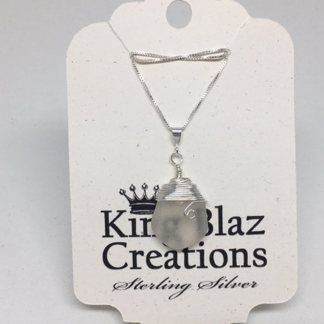 Echtes Seeglas - Weiß Klar, Sterling Silber Halskette, Draht Gewickelt von KingBlazCreations