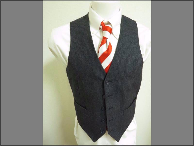 Sz M Navy Blue Double Pinstriped Vintage Mens Polyester #568 Suit Vest von KingJamesVintage