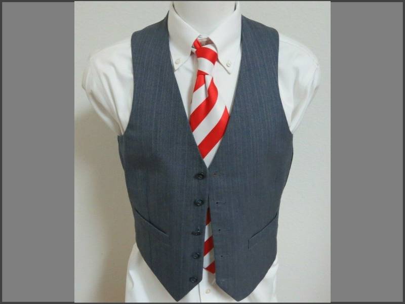 Sz S Blau Mehrfarbig Nadelstreifen Vintage Herren Wolle Mischung # 15 T Anzug Weste Sz S Blau Mehrfarbig Nadelstreifen Vintage Herren Wolle Mischung # 15 T Anzug Weste von KingJamesVintage