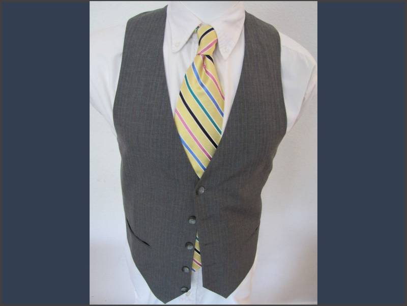Sz S Gray Pinstriped Blue/Red #203 Mens Vtg Indie Suit Vest Waistcoat von KingJamesVintage