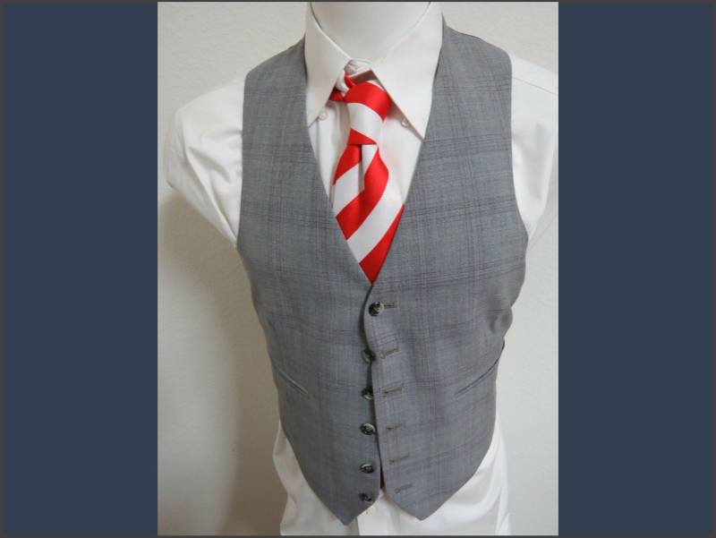 Sz S Silver Gray/Red Plaid Vintage Polyester #04I Mens Indie Suit Vest Waistcoat von KingJamesVintage