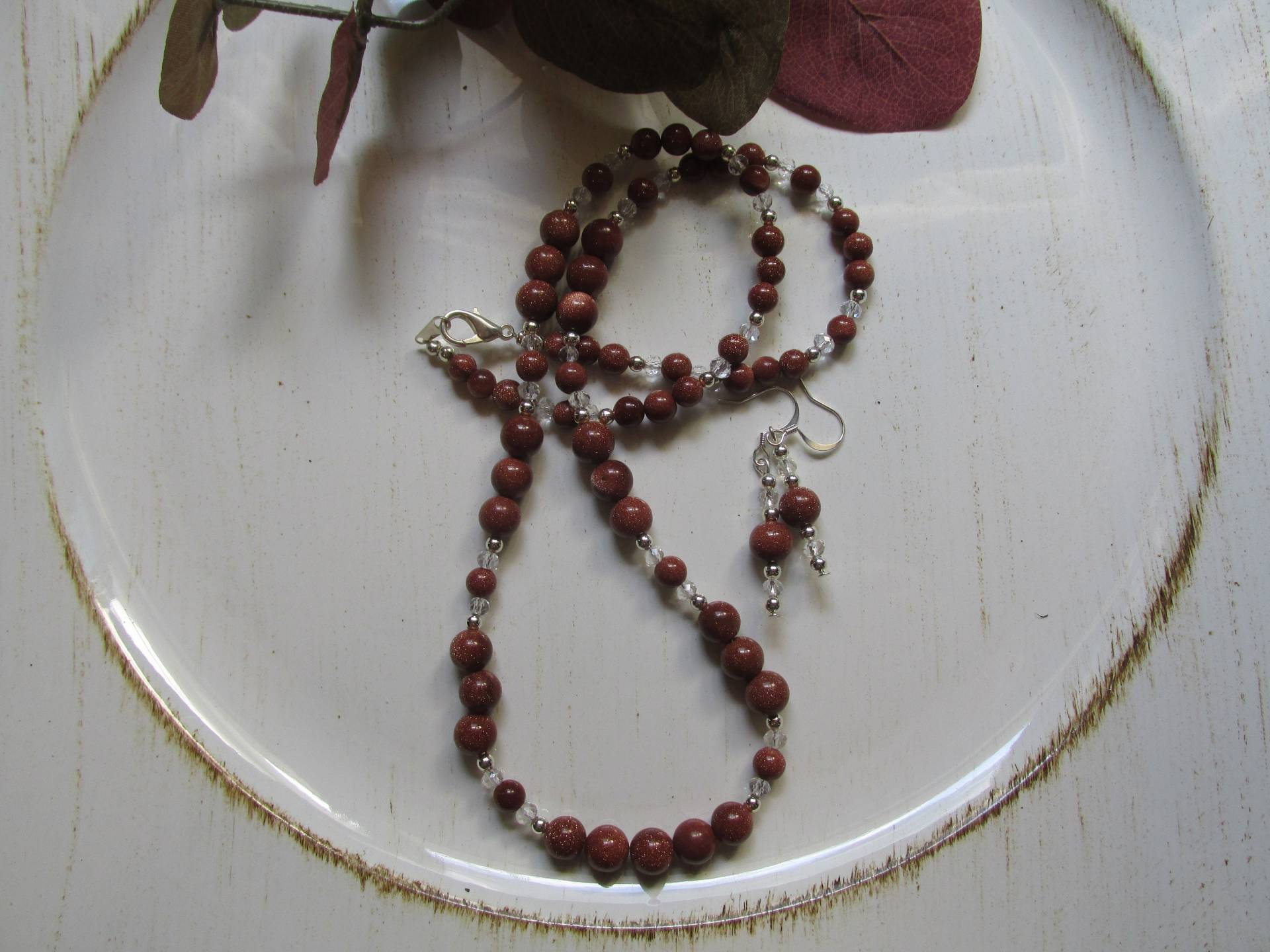 Braun Goldstone Halskette Und Ohrringe Perlen, Modisch, Unverwechselbar, Einzigartig, Geschenk Für Sie von KingJewelryByRebecca