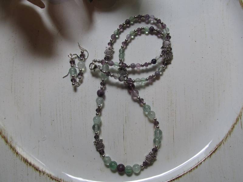 Natürliche Fluorit Halskette Und Ohrringe Heilstein, Stilvoll, Einzigartig, Geschenk Für Sie, Statement-Stück, Last-Minute-Geschenk, Unverwechselbar Natürliche Fluorit Halskette Und Ohrringe Heilstein, Stilvoll, Einzigartig, Geschenk Für Sie, Statement-Stück, Last-Minute-Geschenk, Unverwechselbar von KingJewelryByRebecca