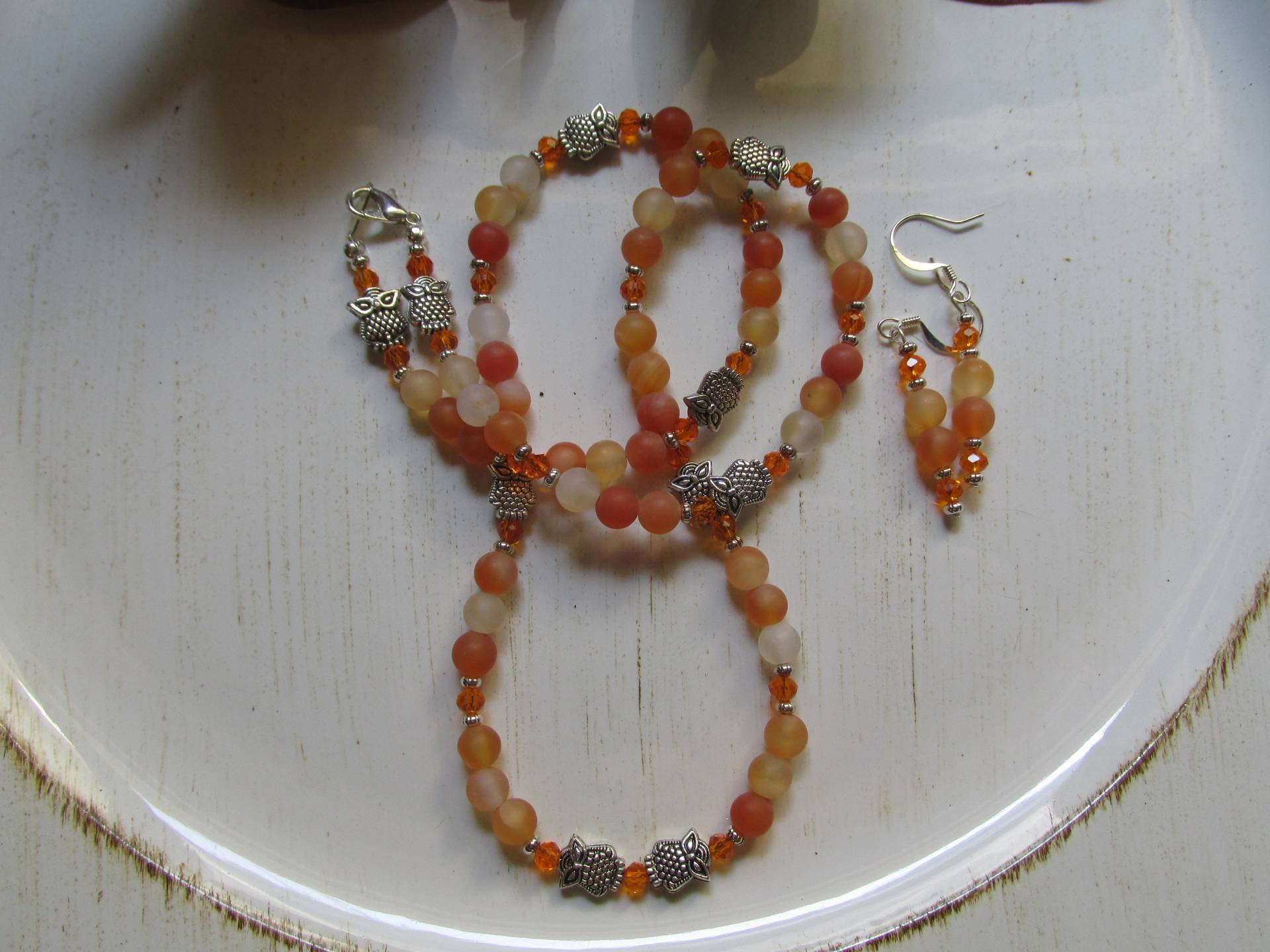 Natürliche Matte Karneol Halskette Und Ohrringe Mit Eulen Perlen Geschenk Für Sie, Heilstein, Fruchtbarkeitsstein, Mutstein, Sakralchakra Natürliche Matte Karneol Halskette Und Ohrringe Mit Eulen Perlen Geschenk Für Sie, Heilstein, Fruchtbarkeitsstein, Mutstein, Sakralchakra von KingJewelryByRebecca