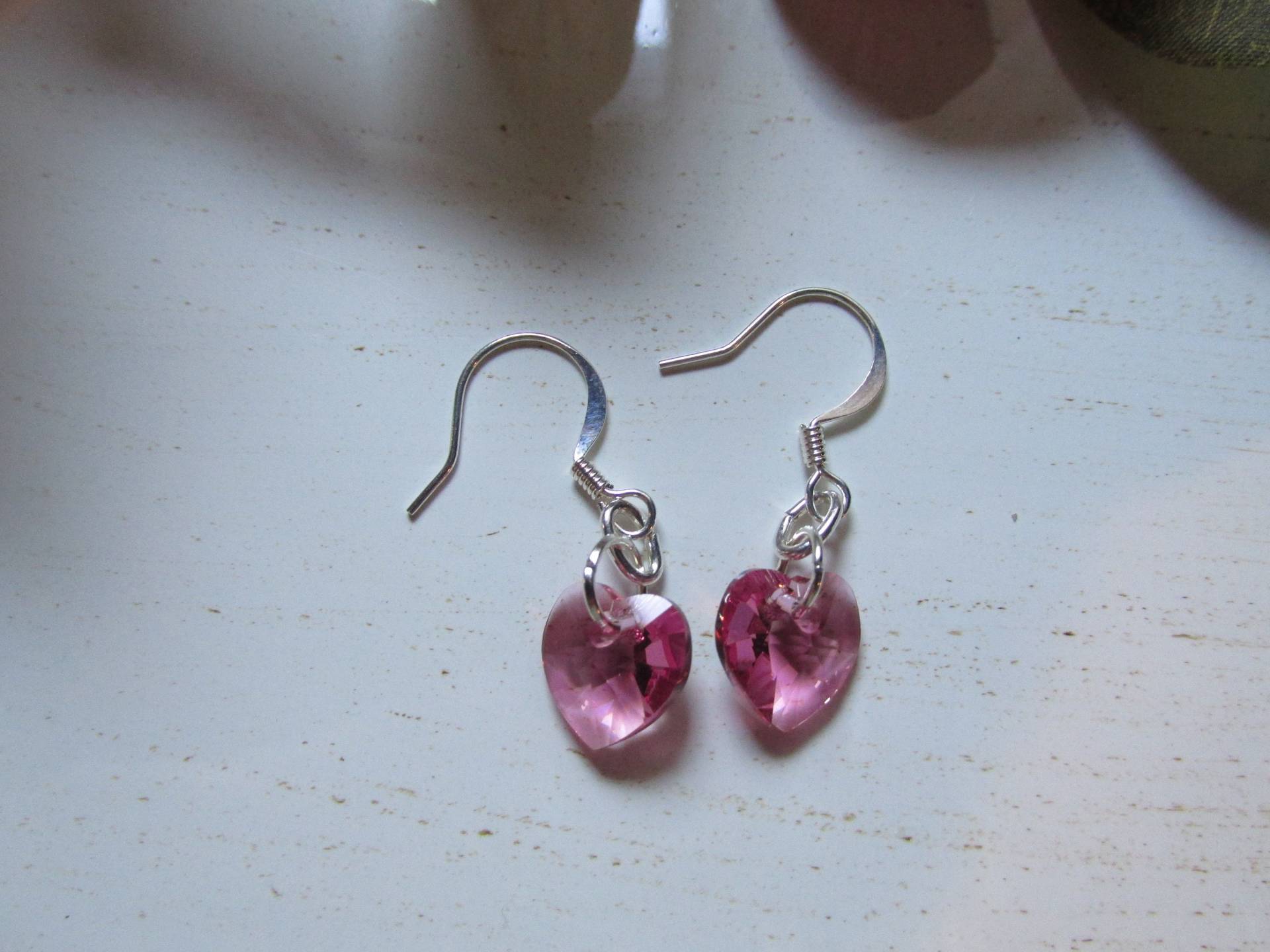 Vintage Swarovski Herz Rose Kristall Ohrringe Vintage Swarovski Herz Rose Kristall Ohrringe von KingJewelryByRebecca